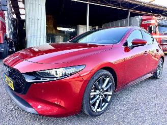 Mazda 3 2.0 e-SkyActiv-X Hybrid aut 180 Luxury - nap - Hud - 360 cam - leer - stuur + stoelverw - bose - memory - keyless picture 2
