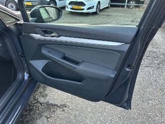 Volkswagen Golf 1.0 TSI 110pk 6-bak Life Edition 5drs - nap - virtual - carplay - front + line assist - sfeerverl - pdc v+a picture 52