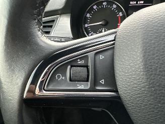 Skoda Fabia Gereserveerd 1.0 TSI 95pk Clever - org nl - front assist - pdc - airco - cruise - navi - privacy glass - rijdbaar picture 32