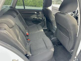 Skoda Fabia Gereserveerd 1.0 TSI 95pk Clever - org nl - front assist - pdc - airco - cruise - navi - privacy glass - rijdbaar picture 57