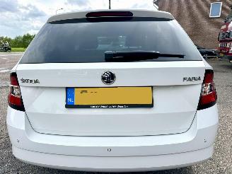 Skoda Fabia Gereserveerd 1.0 TSI 95pk Clever - org nl - front assist - pdc - airco - cruise - navi - privacy glass - rijdbaar picture 6