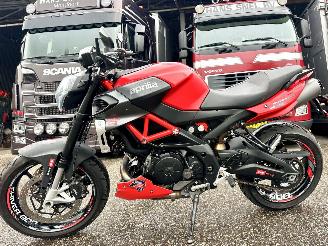 Aprilia  SHIVER 900 - led knipperlichten - drive modus - carbon spatbord - verstelbaar achterveer - stickersset picture 52