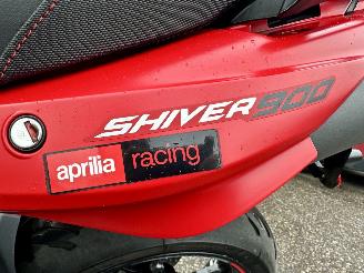 Aprilia  SHIVER 900 - led knipperlichten - drive modus - carbon spatbord - verstelbaar achterveer - stickersset picture 11