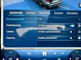 Mercedes C-klasse 200 218pk 9-traps aut + f1 AMG Launch Ed - pano - nap - 360cam - head up - sfeerverl - burmester - carbon - trekh picture 29