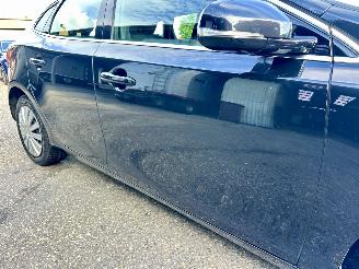 Volvo V-40 1.6 T4 179pk aut Summum - xenon - navi - camera - keyless - front + line + side assist picture 94