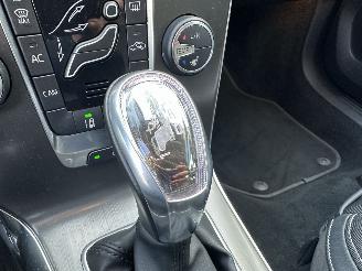 Volvo V-40 1.6 T4 179pk aut Summum - xenon - navi - camera - keyless - front + line + side assist picture 49