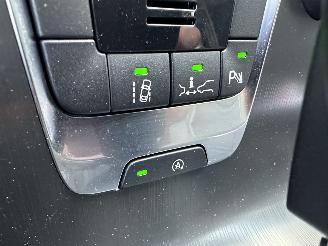 Volvo V-40 1.6 T4 179pk aut Summum - xenon - navi - camera - keyless - front + line + side assist picture 19