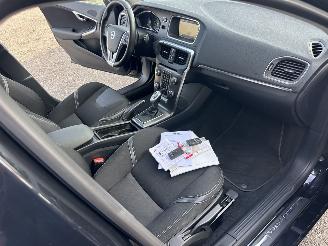 Volvo V-40 1.6 T4 179pk aut Summum - xenon - navi - camera - keyless - front + line + side assist picture 13