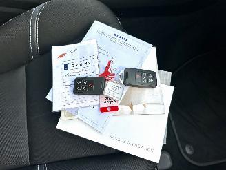 Volvo V-40 1.6 T4 179pk aut Summum - xenon - navi - camera - keyless - front + line + side assist picture 12