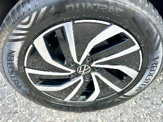 Volkswagen Polo Gereserveerd 1.0 TSI aut + f1 Life Bus 5drs - nap - nav - cam - front + line assist - beats audio + sufwoofer - 1e eig - virtual picture 69