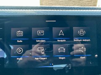 Volkswagen Polo Gereserveerd 1.0 TSI aut + f1 Life Bus 5drs - nap - nav - cam - front + line assist - beats audio + sufwoofer - 1e eig - virtual picture 36