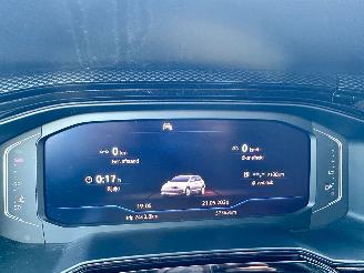 Volkswagen Polo Gereserveerd 1.0 TSI aut + f1 Life Bus 5drs - nap - nav - cam - front + line assist - beats audio + sufwoofer - 1e eig - virtual picture 28
