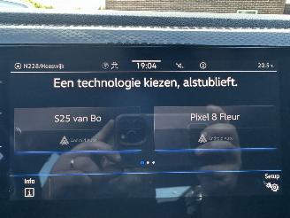 Volkswagen Polo Gereserveerd 1.0 TSI aut + f1 Life Bus 5drs - nap - nav - cam - front + line assist - beats audio + sufwoofer - 1e eig - virtual picture 34