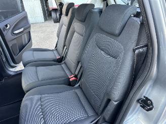 Ford S-Max 2.3-16V 162pk 6-traps aut Titanium 7Pers - navi - pdc v+a - licht + regensensor + aut dimmend spiegel picture 19