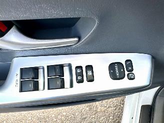 Toyota Prius Plus Gereserveerd Wagon 1.8 Hybrid aut 99pk Comfort 7Pers - nap - navi - zwart leer - clima - cruise - 7 zitplaatsen picture 44