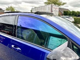 Volkswagen Golf 1.5 TSI is 150pk aut + f1 R-Line 5drs - pano - virtual - 19 inch - keyless - front + line assist - carplay - kameleon tint picture 86