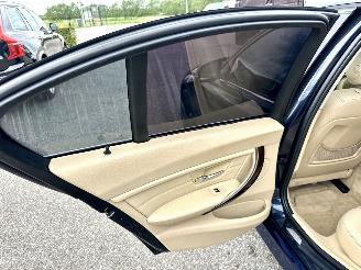 BMW 3-serie 328i xDrive 245pk aut + f1 M-Sport Ed High Exe - schuifdak - stuurverw - stoelverw v+a - Hud - keyless entry + start picture 56