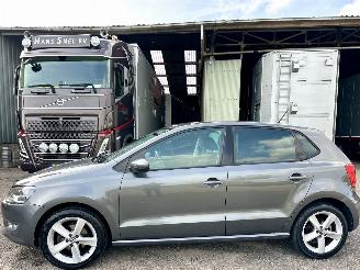 Vaurioauto  passenger cars Volkswagen Polo 1.2 TSI 105pk 6-bak Highline 5drs - 75dkm nap - clima + cruise contr - lmv - 4x elektr ramen - privacy glass 2026/9