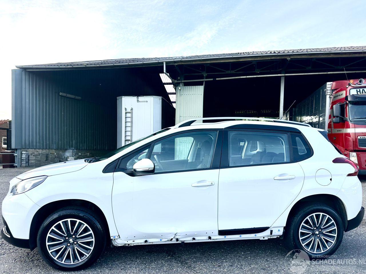Peugeot 2008 1.2T 110pk PureTech Active - 96dkm nap - 1e eig - navi - clima - cruise - pdc v+a - volledig rijdbaar