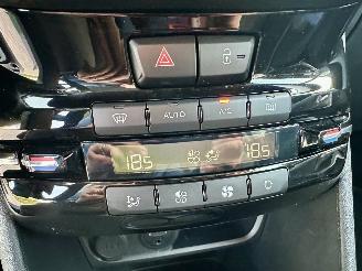 Peugeot 2008 1.2T 110pk PureTech Active - 96dkm nap - 1e eig - navi - clima - cruise - pdc v+a - volledig rijdbaar picture 17