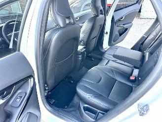 Volvo V-40 1.5 T3 152pk Aut + f1 Dynamic Ed - nap - pano - leer - stoelverw - navi - cam - keyless - harman/kardon picture 64