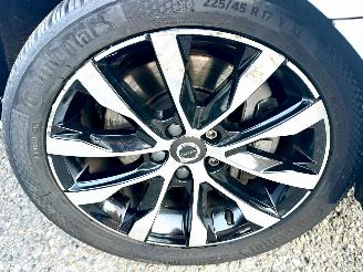 Volvo V-40 1.5 T3 152pk Aut + f1 Dynamic Ed - nap - pano - leer - stoelverw - navi - cam - keyless - harman/kardon picture 77