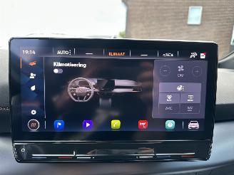 Cupra Born 62kWh 204pk aut Essential - 47dkm nap - sfeerverl - kuipstoelen - stuurverw - front + line assist picture 39