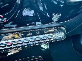 Mercedes A-klasse 250e aut + f1 AMG Bus Sol Limited - nap - pano - 1e eig - widescreen - sfeerverl - cam - front + line assist - keyless picture 39