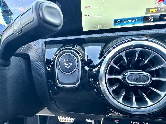 Mercedes A-klasse 250e aut + f1 AMG Bus Sol Limited - nap - pano - 1e eig - widescreen - sfeerverl - cam - front + line assist - keyless picture 38