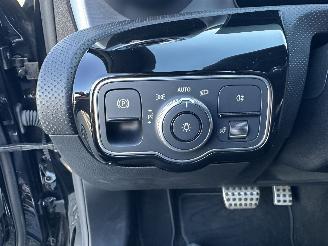 Mercedes A-klasse 250e aut + f1 AMG Bus Sol Limited - nap - pano - 1e eig - widescreen - sfeerverl - cam - front + line assist - keyless picture 48