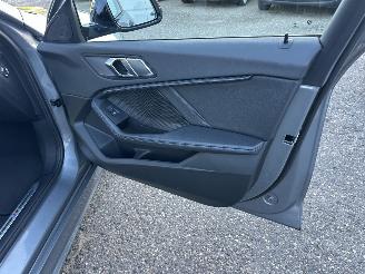 BMW 1-serie 118i aut High Exe M-Sport - nap - pano - sfeerverl - nav - cam - alarm - stuurverw - front + line + park assist picture 43