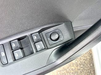 Seat Ibiza 1.0 TSI 95pk FR 5drs - pano - beats - camera - keyless entry + start - front assist - navi - pdc v+a picture 44