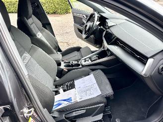 Audi A3 Sportback 35 TFSI 150pk aut + f1 Sport Ed - virtual - line + park assist - keyless - clima - cruise - pdc picture 27
