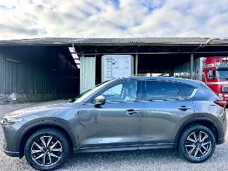 krockskadad bil auto Mazda CX-5 2.5 SkyActiv-G 194pk aut GT-M 4WD - 86dkm - bose - leer - memory - hud - front + line + side assist 2017/9