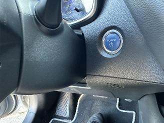 Toyota Corolla Gereserveerd 1.8 Hybrid 148pk aut first edition sedan - navi - camera - stuurverw - keyless - front + line + side assist picture 31
