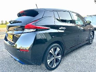Nissan Leaf 40kWh 150pk aut Tekna - nap - bose - 360cam - keyless - front + line + side assist - stoelverw v+a - stuurverw picture 5