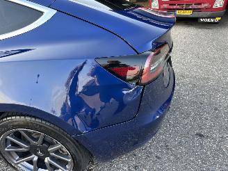 Tesla Model 3 Gereserveerd Standard rwd Plus 60kwh 238pk aut - nap - pano - 3x cam - leer - stoelverw - self driving picture 12