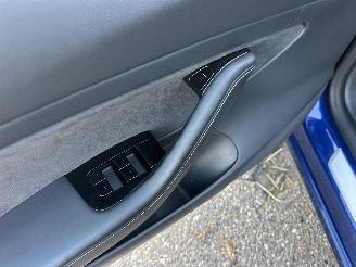 Tesla Model 3 Gereserveerd Standard rwd Plus 60kwh 238pk aut - nap - pano - 3x cam - leer - stoelverw - self driving picture 44