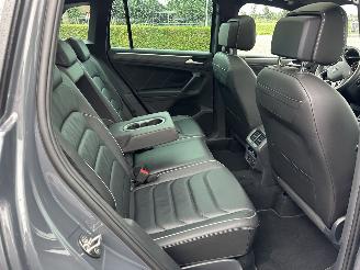 Volkswagen Tiguan 1.5 TSI 150pk aut + f1 R-Line - pano - virtual - stuurverw - leer + stoelverw - line + front + side + park assist picture 63