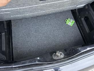 Volkswagen Up! gereserveerd 1.0 60pk High Up! Bluem. 5drs - nap - pano  - leer - stoelverw - airco - cruise - pdc - privacy glass picture 61