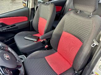 Toyota Yaris 1.3 VVT-i 99pk aut + f1 Dynamic - 48dkm nap - 1e eig - navi - cam - pdc v+a - airco - cruise - parelmoer picture 47