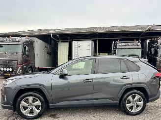 Coche accidentado Toyota Rav-4 2.5 Hybrid 178pk Business Intro 2019/11