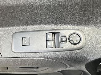 Opel Combo 1.5D 102pk 6-bak L2/H1 Edition - nap - 1e eig - 2x schuifdeur - klapdeuren - airco - cruise - pdc picture 64