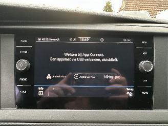 Volkswagen Transporter Gereserveerd 2.0 TDI 150pk dsg aut L1/H1 Highl - nap - 1e eig - navi - carplay - airco - cruise - front assist - acc - pdc picture 24