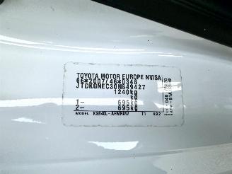 Toyota Aygo 1.0 VVT-i 72pk X-Fun 5drs - 39dkm nap - 1e eig - airco - cruise - esp - elektr ramen - rijdbaar picture 45