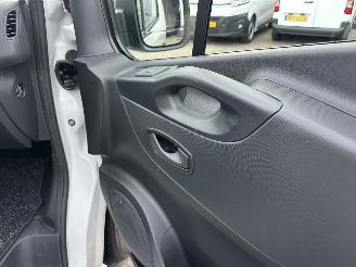 Renault Trafic 2.0 dCi 145pk 6-traps AUT Euro6 T29 L1H1 Comfort 3pers - nap - 1e eig - 2x schuifdeur - navi - airco - cruise - pdc picture 43