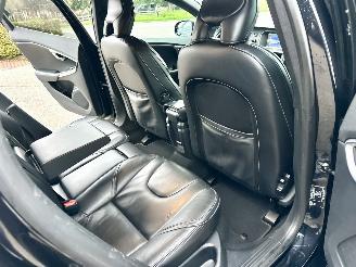 Volvo V-40 2.0 D4 230pk 6-bak R-Design - xenon - getuned - leer - navi - stoelverw - lmv - memory pakket picture 45
