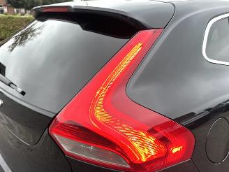 Volvo V-40 2.0 D4 230pk 6-bak R-Design - xenon - getuned - leer - navi - stoelverw - lmv - memory pakket picture 87