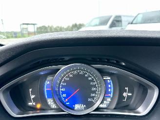 Volvo V-40 2.0 D4 230pk 6-bak R-Design - xenon - getuned - leer - navi - stoelverw - lmv - memory pakket picture 25