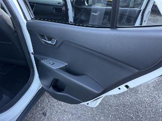 Kia Stonic 1.0 T-GDi MHEV 101pk GT-Line - nap - 1e eig - navi - camera - 1/2 leer - stuur + stoelverw - keyless entry + start picture 48